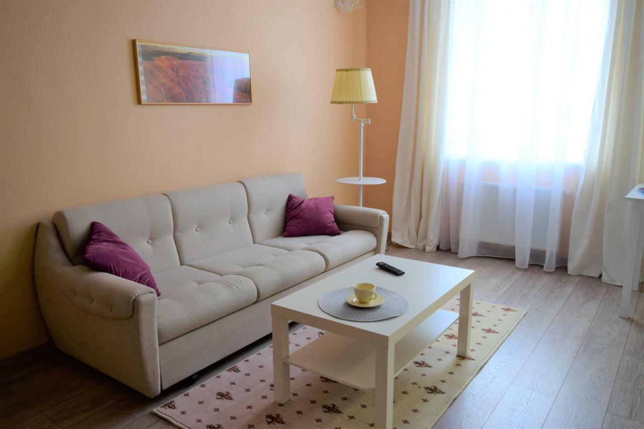 Central Comfortable One-Bedroom Apartment Chisinau Exterior foto